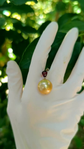 จี้มุกสีทองประดับพลอโกเมนสีชมพูรูปหยดน้ำ