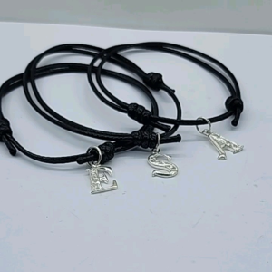 (The price for 1 pc)Adjustable hand rope Bracelet with 925 silver alphabet(Gelang tali+ loket huruf)