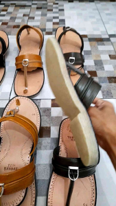 Sandal Tarumpah Kulit Karet Mentah Nonslip TOP