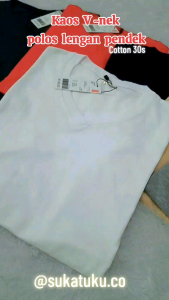 Paket 4 Pcs - Kaos Cewek V-neck Lengan Pendek Polos Katun 30s Tebal Tidak Nerawang Adem Nyaman Atasan T-Shirt Wanita Dewasa