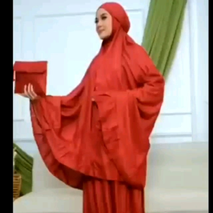 Setelan Mukena Dewasa Rayon Polos Uk. Jumbo Premium Free Tas Travel Cantik sebagai Perlengkapan Ibadah Sholat Wanita & Perempuan Baik Anak Remaja Orang Tua Telekung Renda Standar Bali Motif Plain Batik Murah Bahan Katun Normal Adem Sejuk dan Nyaman