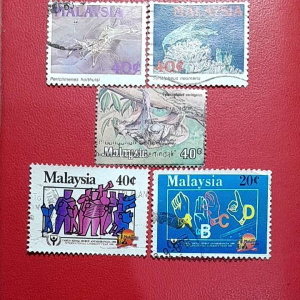 Prangko Malaysia kuno 5 Pcs Campur USED