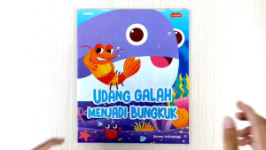 M&C! Buku Cerita Udang Galah Menjadi Bungkuk