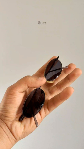 แว่นวินเทจ แว่นตากันแดด แว่น Handmade แว่นเก่าเก็บยุค 90 ชินตา รุ่น  Mon Purple ทรงรี กรอบสีม่วงทองรมควัน เท่ห์ๆ ไม่ซ้ำใคร ใช้เลนส์กันแดดคุณภาพดี ใส่ได้ทั้งชายและหญิง