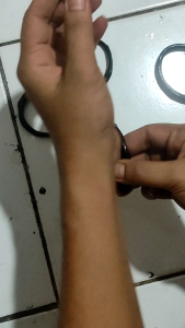 GELANG AKAR BAHAN ALAMI & DESAIN UNIK