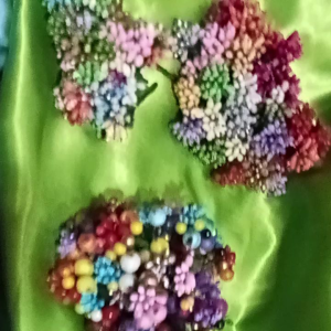 Đầu Hoa cắm sẵn cho các loại bình mini có kích thướt từ 5cm đến 8cm