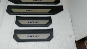 Sillplate Samping Mobil HRV Non LED