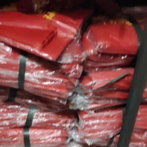 Kantong Plastik Kresek Kareo Tebal Merah Ukuran 17 24 28 35 40 Merah