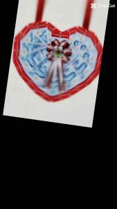 พวงมาลัยใส่ธนบัตร 15 ใบและ 20 ใบ ลายหัวใจ ริบบิ้นผ้าซาตินคาดดิ้น (**ซองลายใส่ได้ทุกแบงค์**) >>...มีของพร้อมส่ง...<<