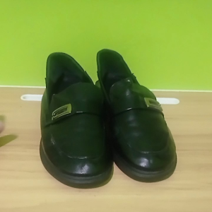 sepatu second sepatu wanita size 39