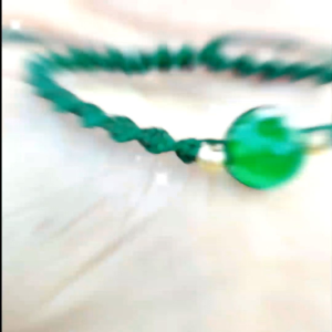 Vòng tay lắc tay thắt dây nhiều màu mặt hạt đá màu ĐEN - MS031