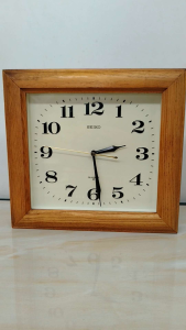 Đồng hồ treo tường SEIKO KS584A hàng bãi Nhật