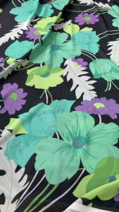 Vải voan chiffon hàn hình hoa khổ 1m45. Chất mềm mại mỏng rũ không giãn