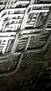 Expanded metal screen 2mmthk 3/4"x1-1/2" hole