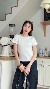 88story.th - Gentle top พร้อมส่ง เสื้อยืดคอกลมผ้าหนานุ่มดีมาก ผ้าอินเตอร์ล็อคคอตตอนอย่างดี ผ้าไม่ยับใส่สบาย everyday look ใส่ได้ทุกวัน