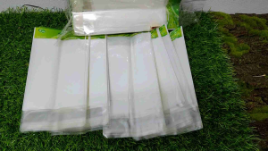 100 Pcs Per Pkt Transparent Self Adhesive Seal Plastic Storage Bag OPP Pack Bag With Hang Hole Retail /Plastic Bag.