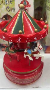 กล่องดนตรี กล่องเพลง