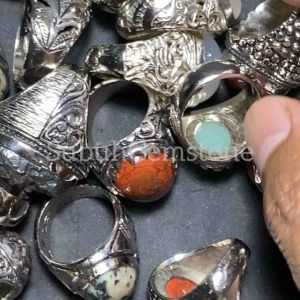 Cincin pria / ring alpaka / cincin batu giok / cincin badar besi / batu akik pacitan / batu akik anggur giwang
