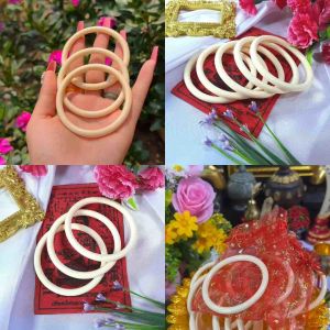 กำไลกระดูกช้าง แท้💯 ไม่ผสม เรซิน เป็นสิริมงคลกับ ผู้ที่สวมใส่ ขนาดไซส์ 5cm./5.5cm./6cm./6.5cm. มีของแถมให้นะ