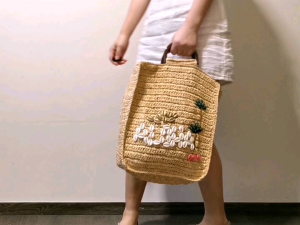 DaVee | Handmade woven straw bag Tote bag top-handle bag shell bag shopping bag beach bag