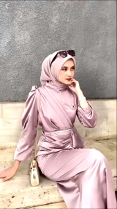 IRISH DRESS BRIDESMAID SATIN SILK VILVET FREE SWAROVSKI BELT BROSS