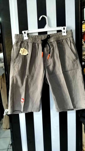 Celana Pendek Pria Ramah Lingkungan & Nyaman