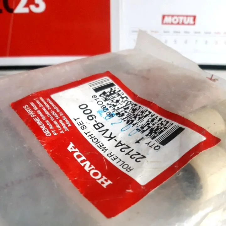 ROLLER SET 2212AKVB 900 VARIO CBS 110 100 ORIGINAL HONDA GENUINE