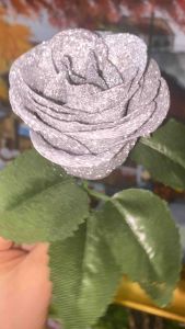 Bông hoa kim tuyến đẹp gồm cành lá làm hoa trang trí lễ tết