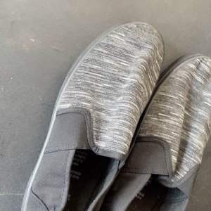 BRANDNEW ANKO SHOES SIZE 6-US