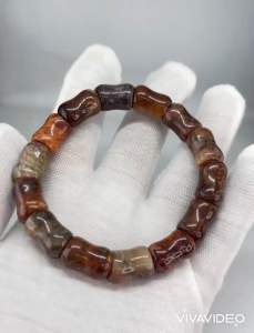 Natural Coral Jade Bangles: A Sustainable Casual Fashion Accessory