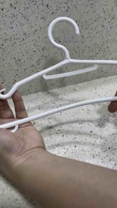 36pcs FLEXIBLE ROUND WHITE HANGER‼️HINDI NABABALI‼️MAKAPAL‼️