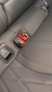 เสียบเบล์ทกันเสียงร้อง หน้าเคปล่าแท้ หน้าเรียบไม่แกะกะพื้นที่ ตัดเสียงเตือน ใช้ได้กับรถยนต์ทุกรุ่น ราคาต่อ 1คู่