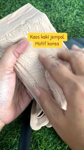 KAOS KAKI JEMPOL WANITA MUSLIMAH 2 JARI MODEL KOREA