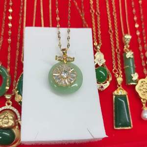 Jade Pendant with Necklace