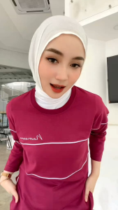 Kaosinn - Atasan Kaos Wanita Nameera List  | Lengan 7/8 | Bahan Katun Combed 20s | Bisa Seragaman