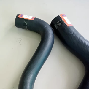 SELANG RADIATOR COLT T 120SS ATAS DAN BAWAH