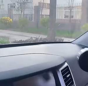 Phone Holder HP Mobil Daya Lengket Super Kuat