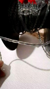 20 mét Cước cắt cỏ xoắn lõi đen 3 li