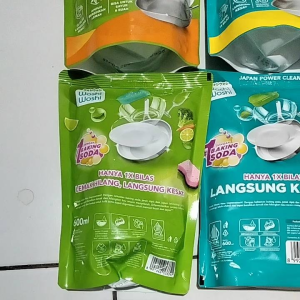 Woshi Woshi Sabun Cuci Piring 600 ML