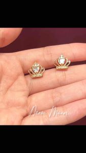 Neew Moon | ต่างหูมงกุฎหัวใจ เล่นแสงมาก หรูหราแฟชั่น