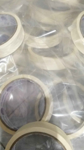 lakaban kertas masking tape ukuran 22mm x 22 meter