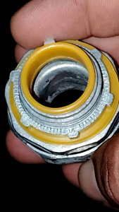 LIQUID TIGHT STRAIGHT CONNECTOR 1/2 3/4 1” 1 1/4 1 1/2