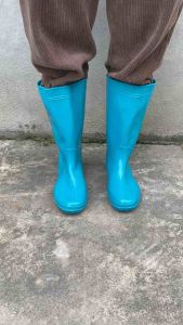 Ủng lao động Trường Thịnh màu xanh đế vàng cứng size 37-42 ủng lao động cho nữ ủng lửng ủng làm vườnủng hoa sen nữủng ngắn làm vườn