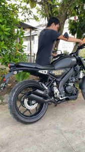 KNALPOT YAMAHA XSR 155 DOUBLE SILINCER BLACK COATING ORIGINAL SNIPER RACING EXHAUST