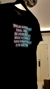 Kaos Atasan Pekerja Keras: Kaos Pria & Wanita Murah