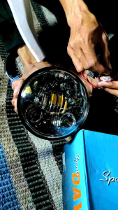 DAYMAKER DAY 575 INCH DOUBLE SENJA BIRU PUTIH HI KUNING IMPORT ORIGINAL SPORTSDAY NYALA SANGAT TERANG DAN PADAT DAYMAKER 16 LED 575 INCHI SENJA BIRU DUS HITAM DOT SAE IMPORT 2 MODE NYALA PUTIH KUNING SET SEIN PNP CB GL MP TIGER BATOK L2G VAN VAN Y2L