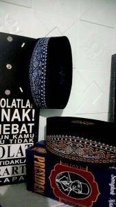 Songkok/Kopyah Batik Kuning/Biru