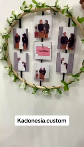 Lampu LED hoop bundar lingkaran frame foto bunga rambat hadiah kado hampers gift custom ultah ulang tahun anniversary wisuda graduation wedding nikahan valentine natal kenang-kenangan unik mewah elegan murah