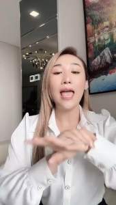 [Tặng Bông Tắm_Chính Hãng Đông Anh] Combo kem body luxury kích trắng Đông Anh Collagen X3 Chính Hãng dưỡng trắng da cấp ẩm ngăn ngừa lão hóa chống nắng. Kem body lotion dưỡng trắng da 250g kem siêu kích trắng 30g gel tẩy tế bào chết 200ml.