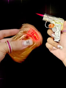 HỘP QUẸT BẬT LỬA KHÈ SÚNG CÀ RỐT CON QUAY 3IN1 MÀU TRƠN BÓNG (CÓ ĐÈN NHẤP NHÁY) (FULLBOX) - (XÀI GAS)